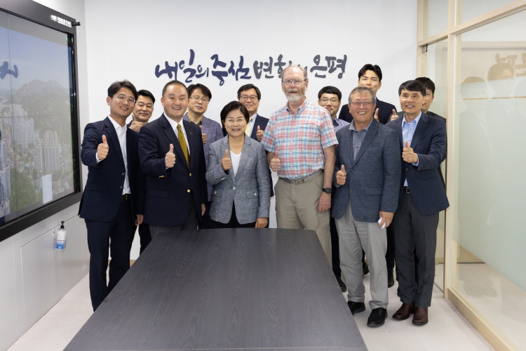 미주리대학교 국제교육원 관계자 면담 이미지