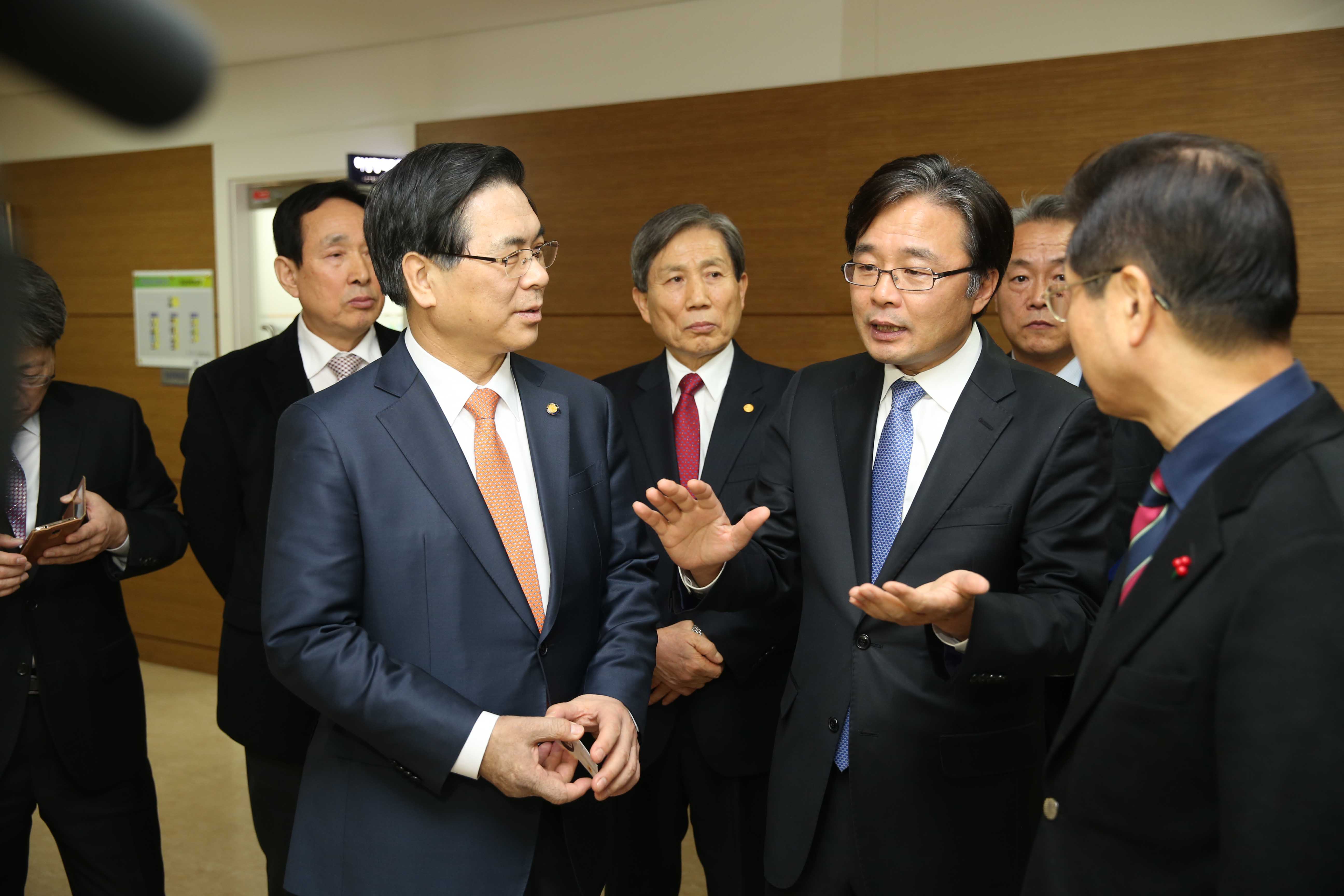 장애인종합복지관 건립을 위한 상호협력 협약체결 이미지